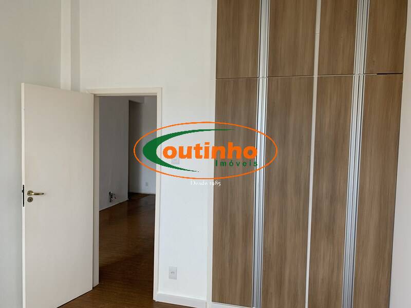 Apartamento à venda com 2 quartos, 72m² - Foto 14