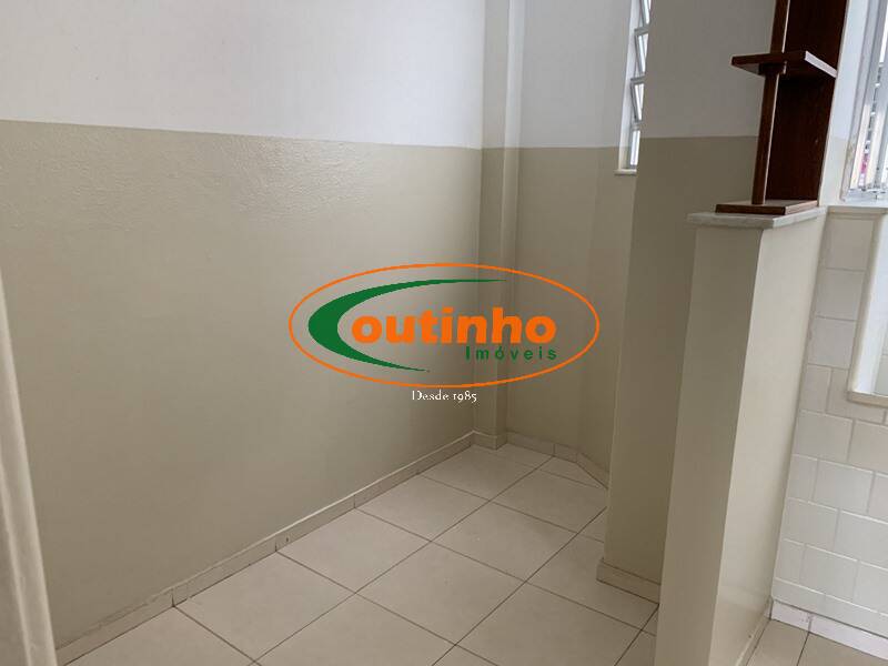 Apartamento à venda com 2 quartos, 72m² - Foto 20