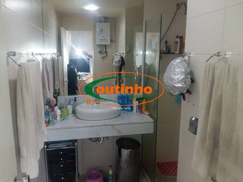 Apartamento à venda com 2 quartos, 80m² - Foto 27