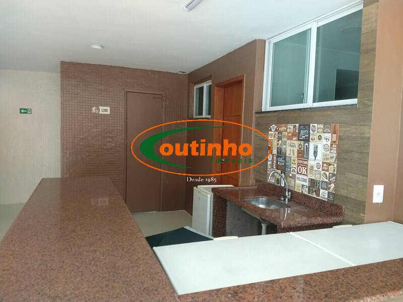 Apartamento à venda com 4 quartos, 155m² - Foto 5