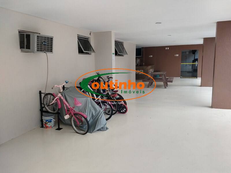 Apartamento à venda com 4 quartos, 155m² - Foto 9