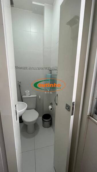 Apartamento à venda com 2 quartos, 70m² - Foto 12