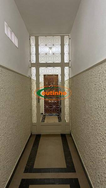 Apartamento à venda com 2 quartos, 70m² - Foto 14