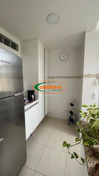 Apartamento à venda com 2 quartos, 70m² - Foto 20