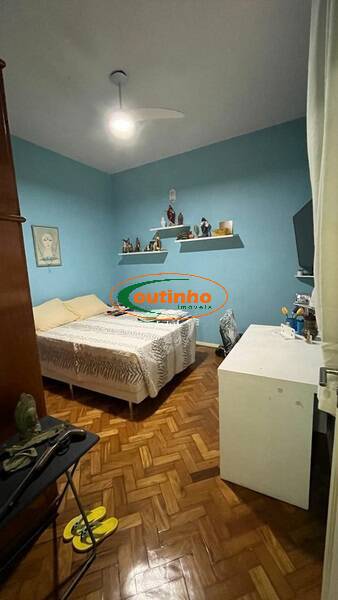 Apartamento à venda com 2 quartos, 70m² - Foto 19