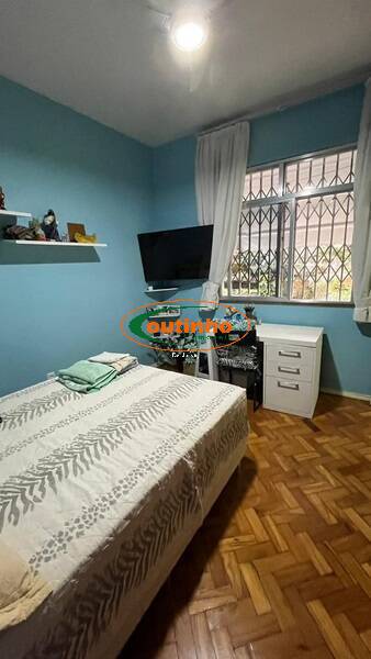 Apartamento à venda com 2 quartos, 70m² - Foto 21