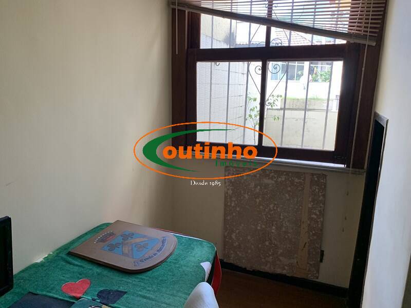 Casa à venda com 4 quartos, 200m² - Foto 20