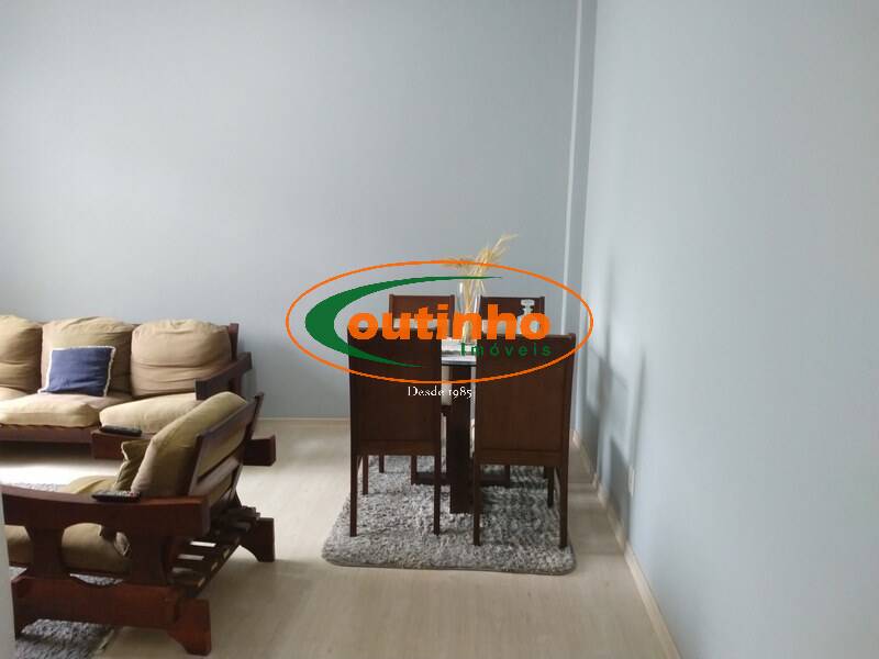 Apartamento à venda com 2 quartos, 70m² - Foto 9