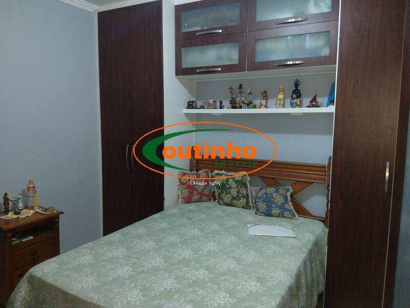 Apartamento à venda com 2 quartos, 70m² - Foto 13