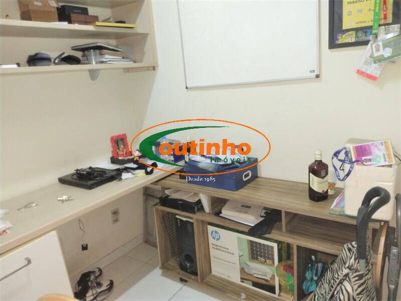 Apartamento à venda com 2 quartos, 70m² - Foto 33