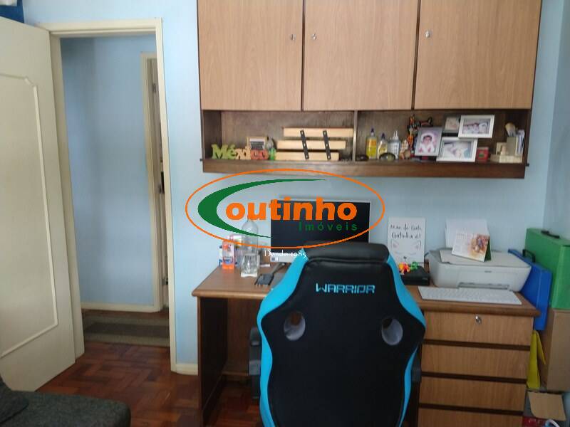 Apartamento à venda com 3 quartos, 94m² - Foto 13