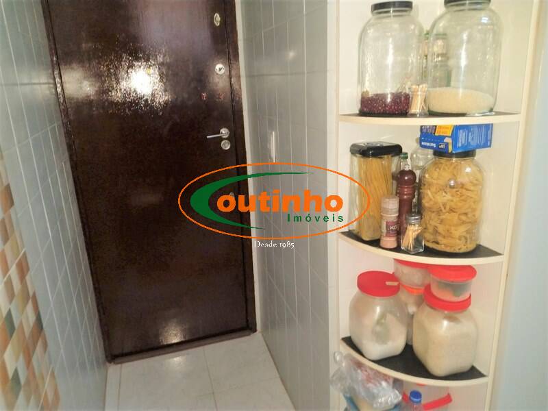 Apartamento à venda com 3 quartos, 94m² - Foto 47