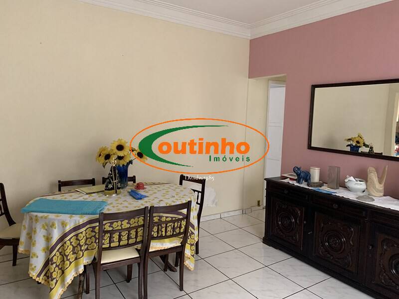 Apartamento à venda com 3 quartos, 112m² - Foto 4