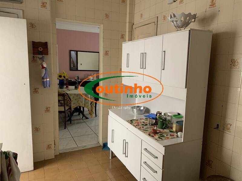 Apartamento à venda com 3 quartos, 112m² - Foto 19