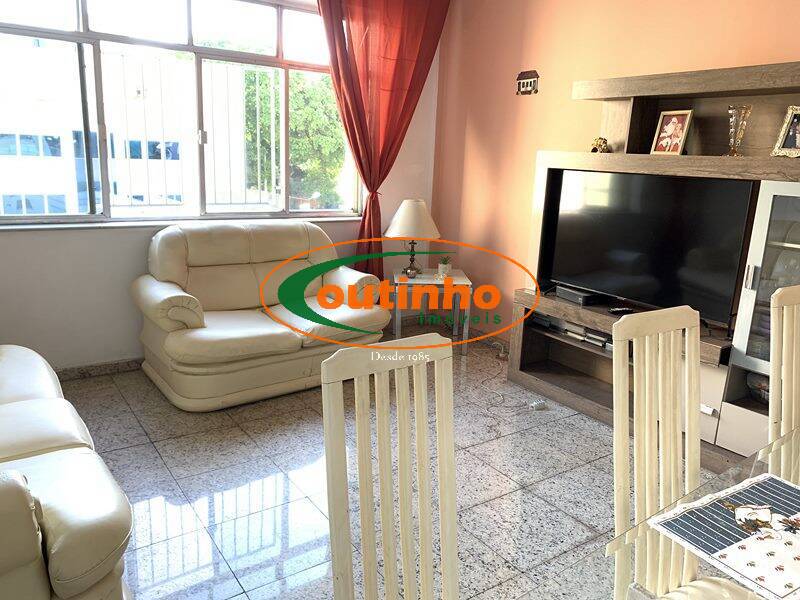 Apartamento à venda com 2 quartos, 75m² - Foto 3