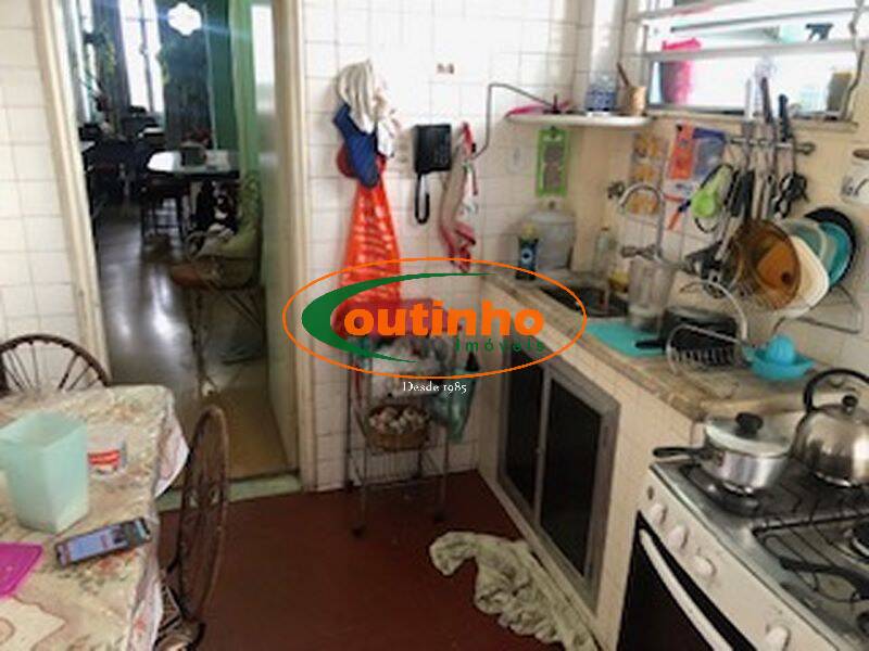 Apartamento à venda com 3 quartos, 98m² - Foto 19