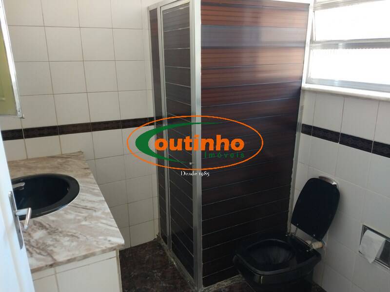 Apartamento à venda com 2 quartos, 62m² - Foto 15