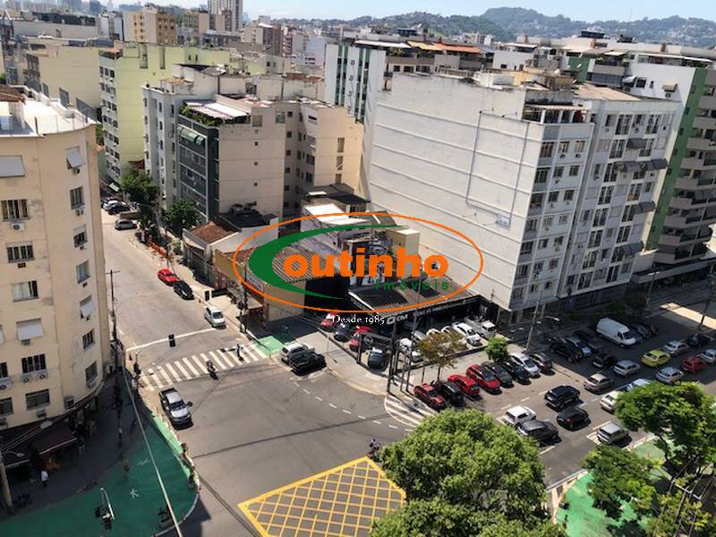 Apartamento à venda com 2 quartos, 85m² - Foto 1