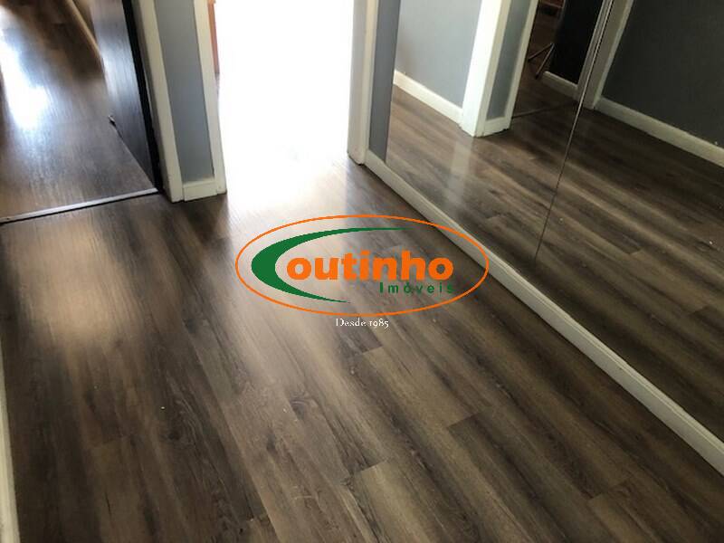 Apartamento à venda com 2 quartos, 85m² - Foto 6