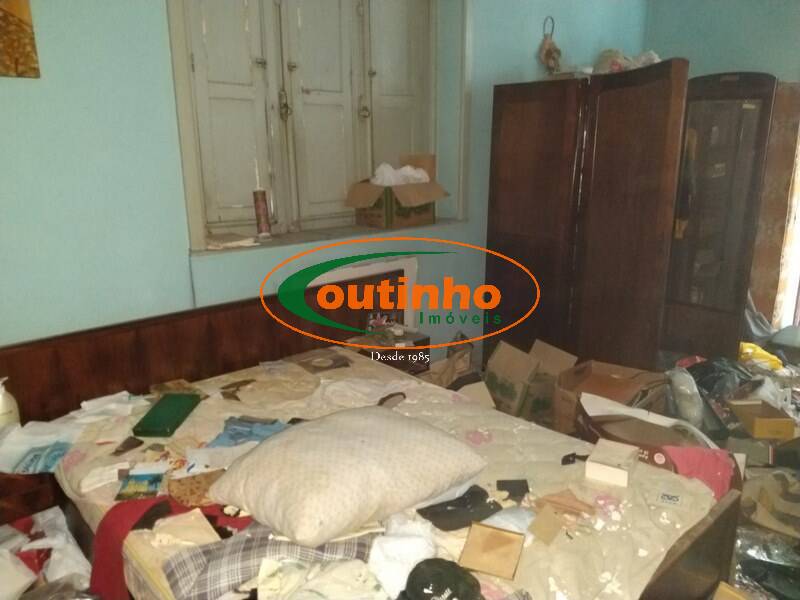 Casa à venda com 6 quartos, 400m² - Foto 55