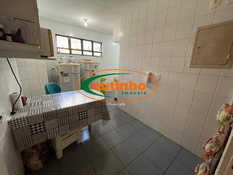 Apartamento à venda com 3 quartos, 115m² - Foto 12