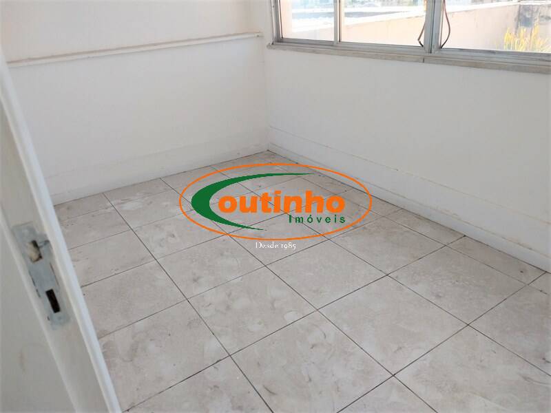 Cobertura à venda com 3 quartos, 200m² - Foto 48