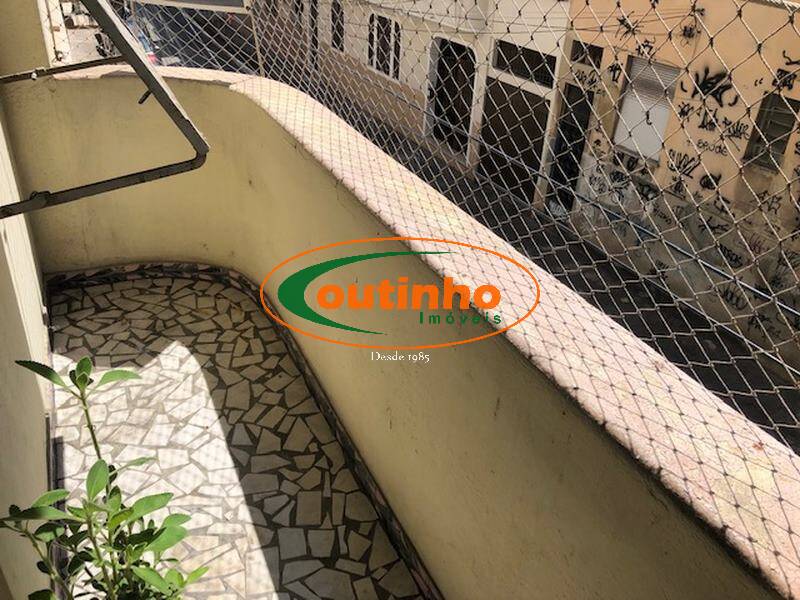 Apartamento à venda com 2 quartos, 58m² - Foto 1