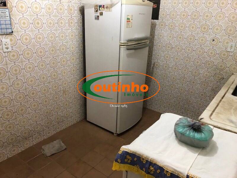 Apartamento à venda com 2 quartos, 58m² - Foto 15