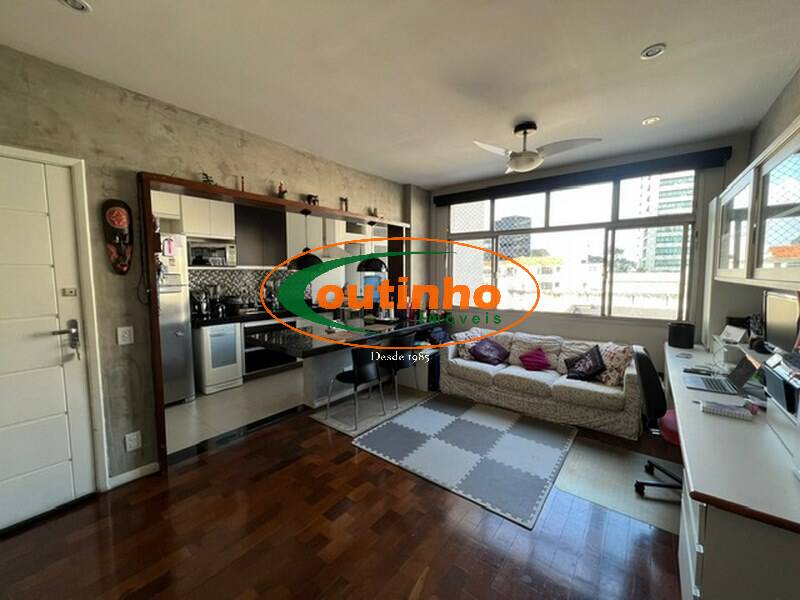 Apartamento à venda com 3 quartos, 90m² - Foto 1