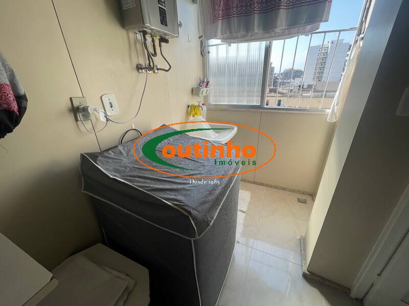 Apartamento à venda com 3 quartos, 120m² - Foto 11