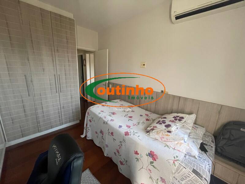 Apartamento à venda com 3 quartos, 120m² - Foto 22