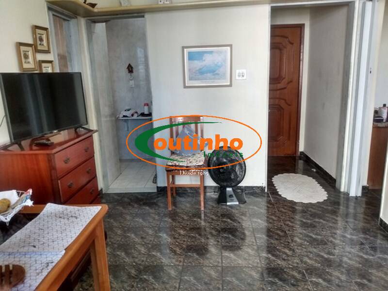 Apartamento à venda com 2 quartos, 66m² - Foto 8