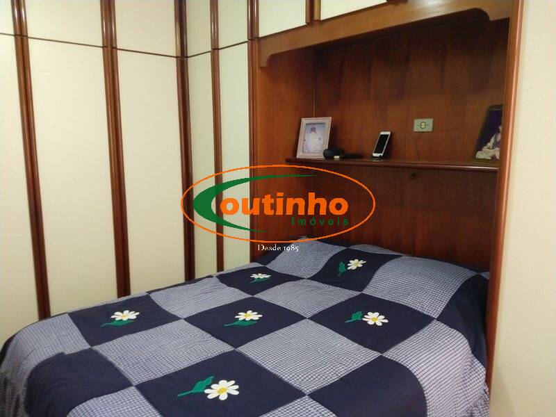 Apartamento à venda com 3 quartos, 84m² - Foto 19