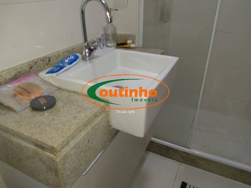 Apartamento à venda com 2 quartos, 68m² - Foto 16