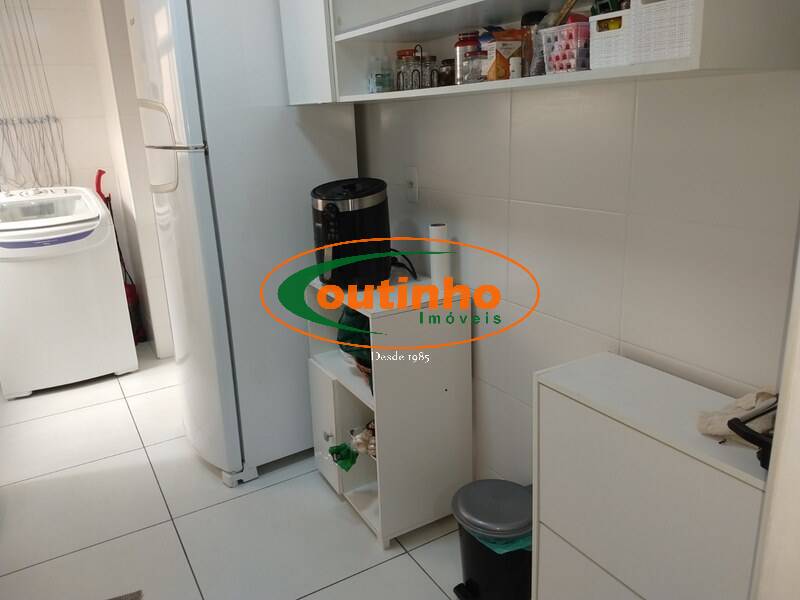 Apartamento à venda com 2 quartos, 68m² - Foto 21