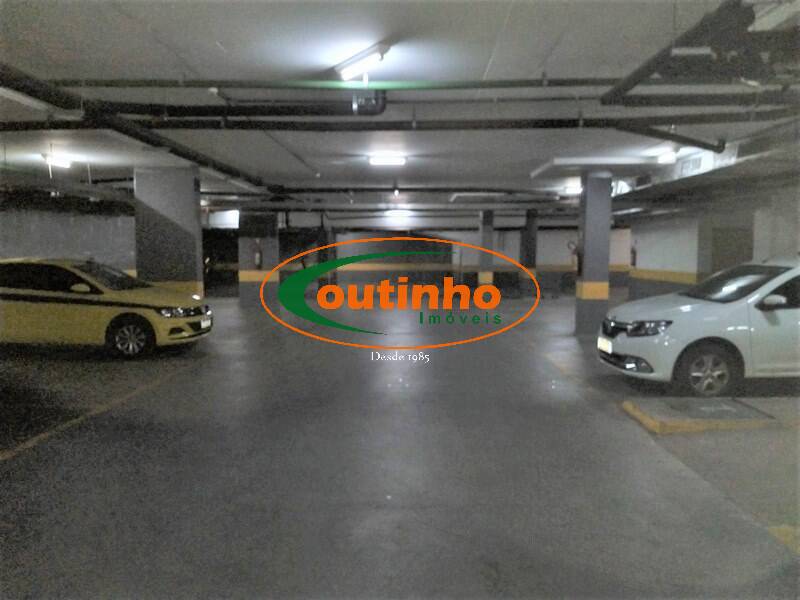 Apartamento à venda com 2 quartos, 68m² - Foto 45