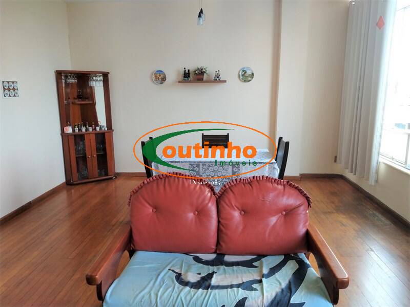 Apartamento à venda com 4 quartos, 185m² - Foto 4