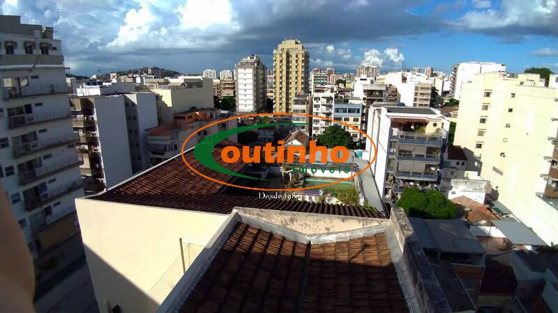 Apartamento à venda com 3 quartos, 93m² - Foto 3