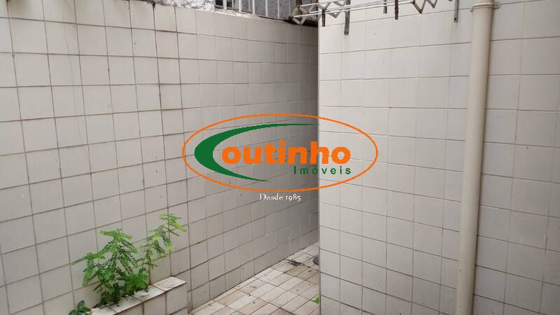 Casa à venda com 4 quartos, 101m² - Foto 21