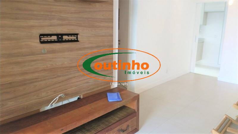 Apartamento à venda com 2 quartos, 68m² - Foto 4