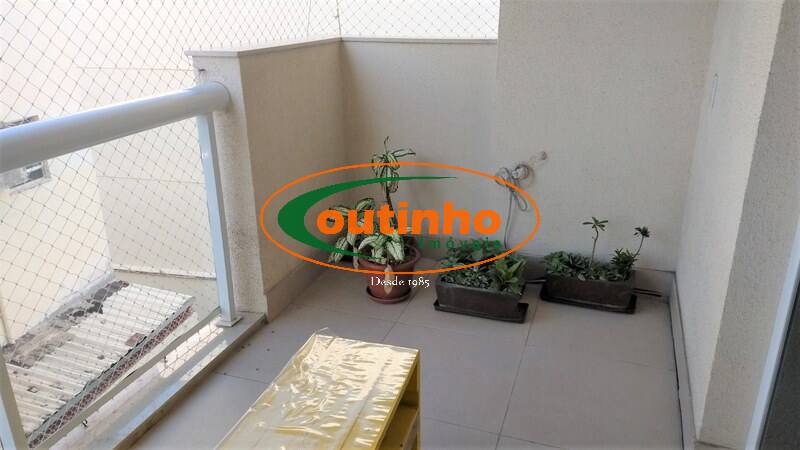 Apartamento à venda com 2 quartos, 68m² - Foto 11