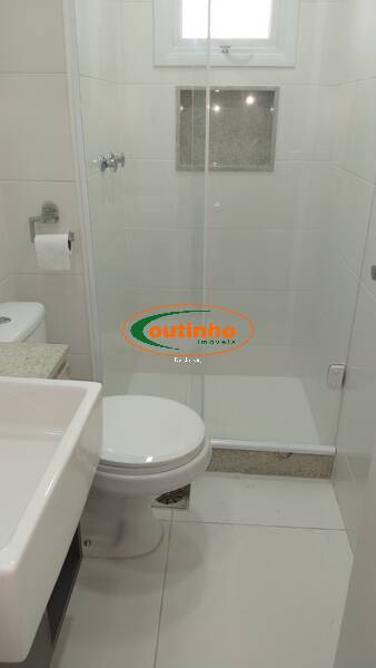 Apartamento à venda com 2 quartos, 68m² - Foto 27