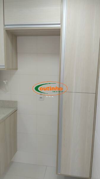 Apartamento à venda com 2 quartos, 68m² - Foto 33