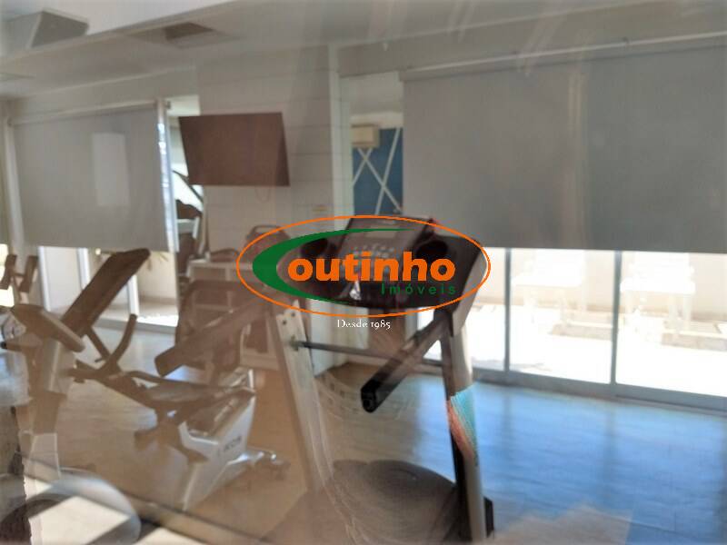 Apartamento à venda com 2 quartos, 68m² - Foto 51