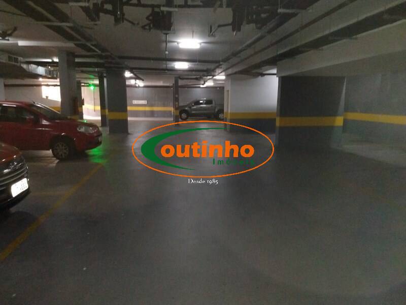 Apartamento à venda com 2 quartos, 68m² - Foto 61