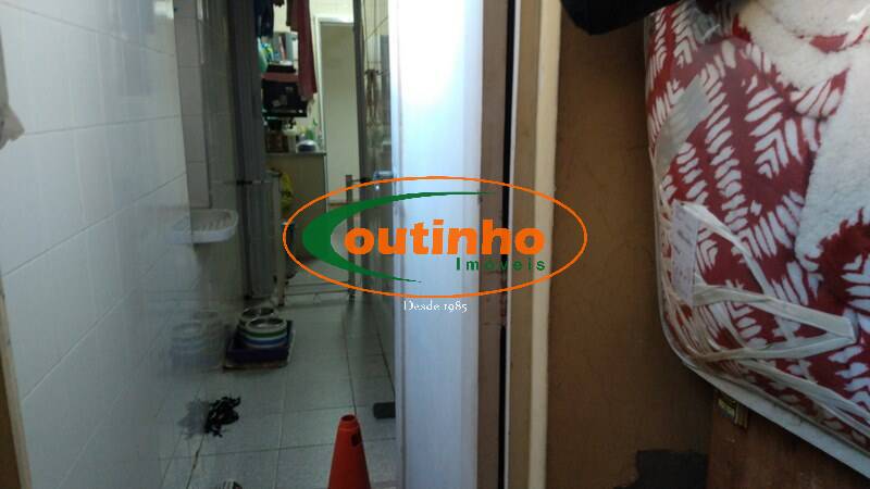 Apartamento à venda com 2 quartos, 66m² - Foto 33