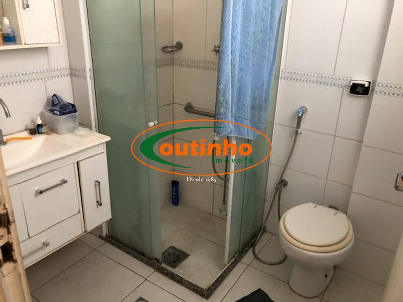 Apartamento à venda com 2 quartos, 70m² - Foto 10