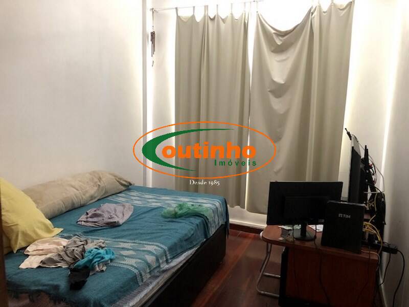 Apartamento à venda com 2 quartos, 70m² - Foto 8