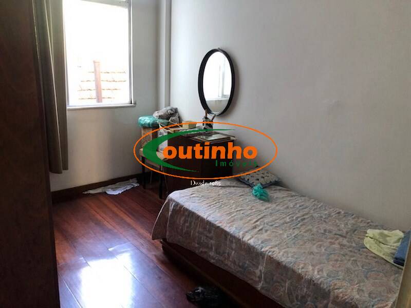 Apartamento à venda com 2 quartos, 70m² - Foto 12