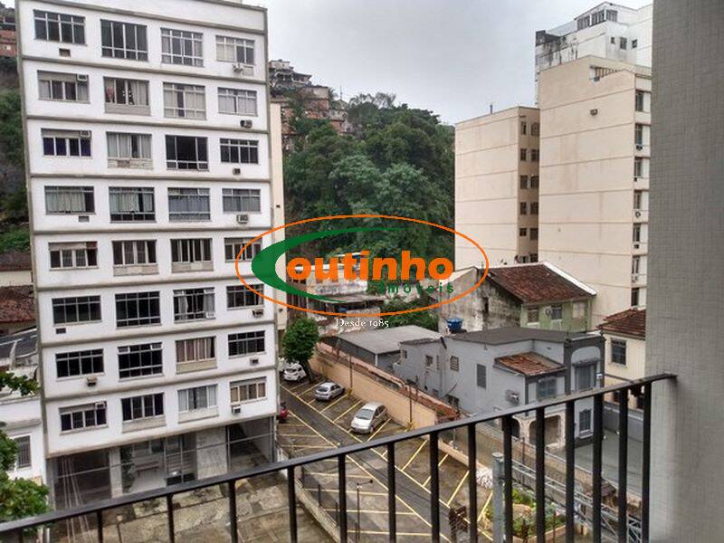 Apartamento à venda com 1 quarto, 67m² - Foto 2